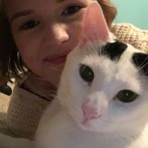 Meet your Posher, Josye